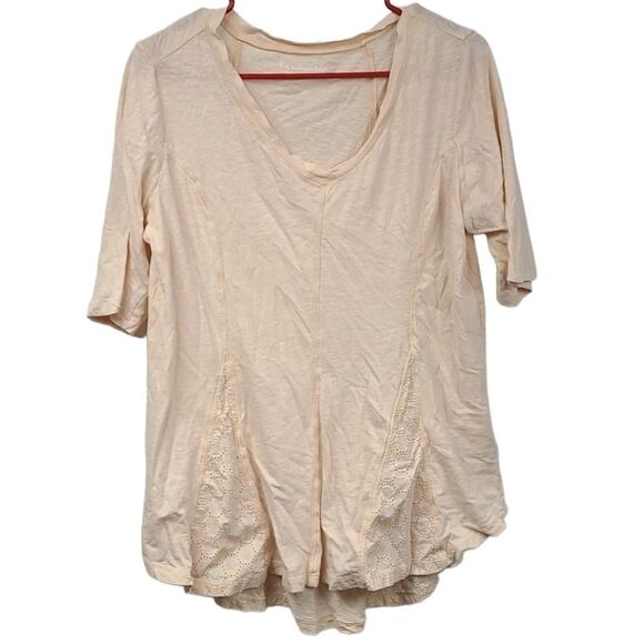 Soft Surroundings Peach Eyelet T-shirt Short Sleeve V-Neck Knit Top Crochet Trim - Picture 4 of 10